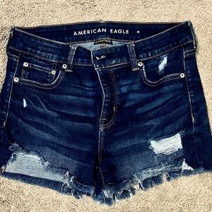 American Eagle woman’s shorts size 10 midi